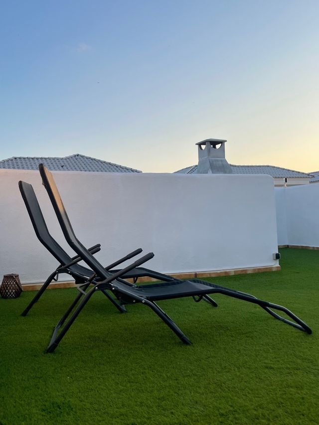 2 Tumbonas de jardín - negras