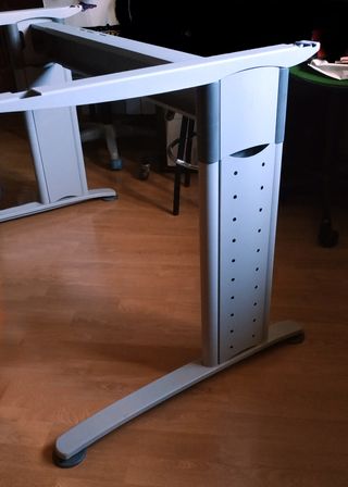 Mesa oficina - estructura gris