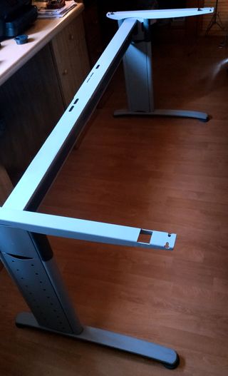 Mesa oficina - estructura gris