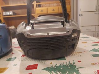 2 Radios Cassette CD, 6 euros las dos