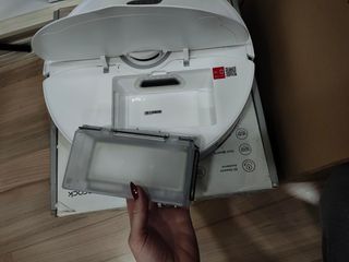 Roborock S8 Robot Aspirador con Cepillo ,blanco, REACONDICIONADO, señales de uso