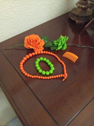 Collar y flores gitana - Naranja y verde