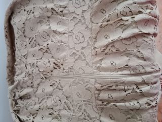 Vestido beige encaje