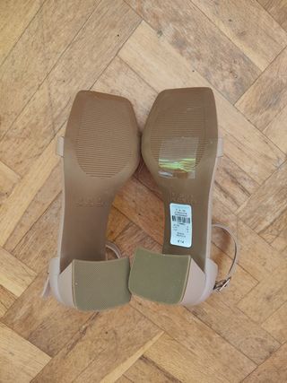 Sandalias tacón nude