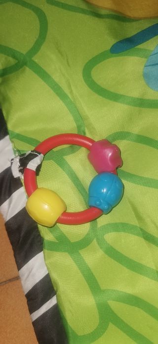 Alfombra actividades bebé