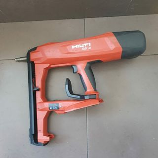 Clavadora Hilti BX 3