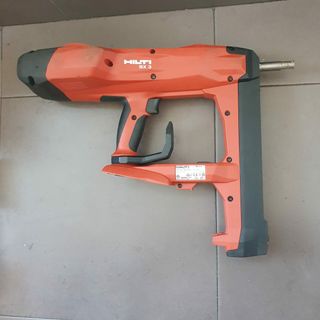 Clavadora Hilti BX 3