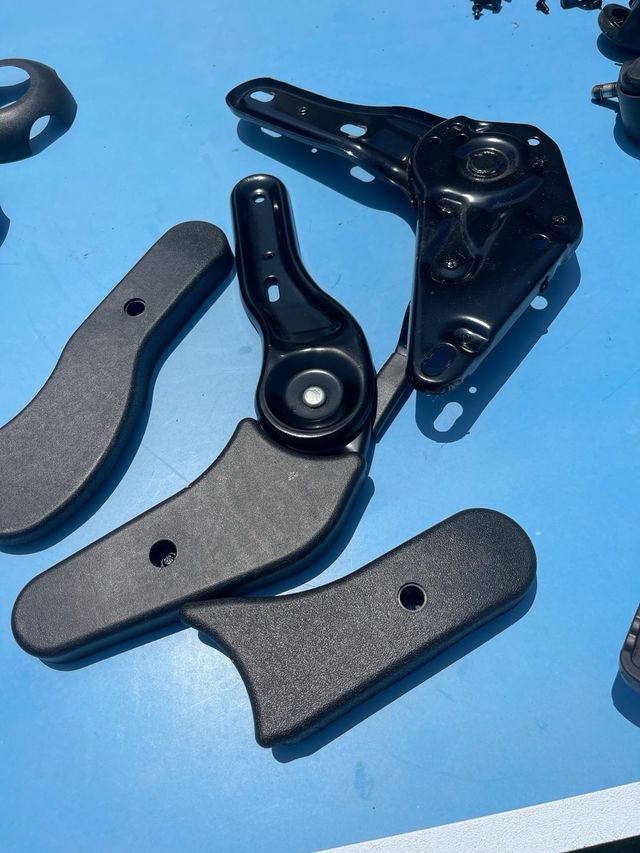 Recambios silla Newskill: Mecanismo reclinación