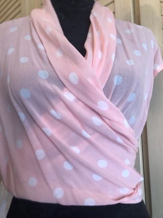 Blusa Benetton rosa pois