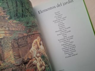 JARDINES Y LABERINTOS LUCIA IMPELLUSO ELECTA 2007