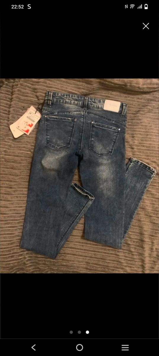 Jeans Stradivarius S - Azul con etiqueta 