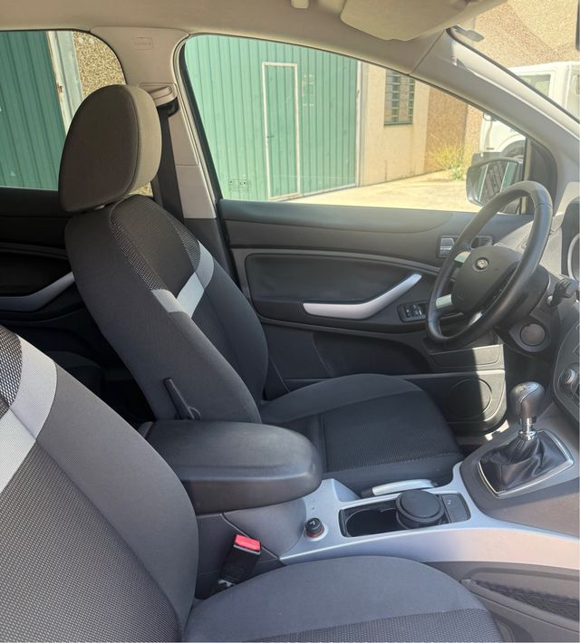 Ford Kuga 2012