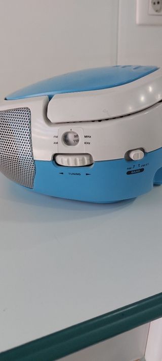 Radio Portátil Daewoo - Reproductor CD - karaoke