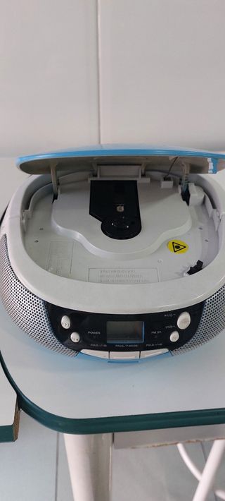 Radio Portátil Daewoo - Reproductor CD - karaoke