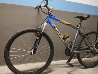 Bicicleta BH 26" montaña