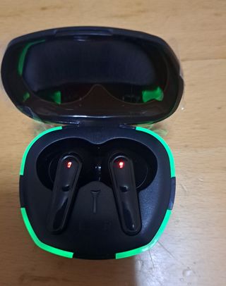 Auriculares inalámbricos Bluetooth negros