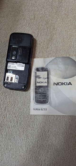 Nokia 6233 - Teléfono móvil antiguo