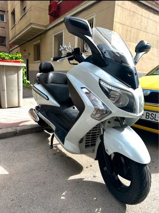 Scooter sym modelo gts 125 Evo