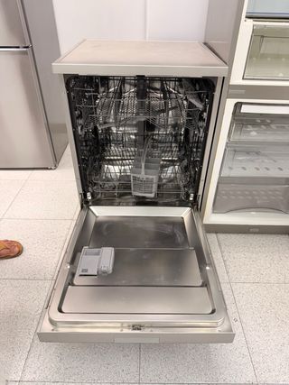 Electrodomésticos: Lavadora, lavavajillas y nevera
