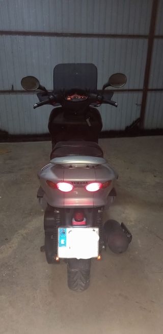 Yamaha Majesty 150cc - Scooter