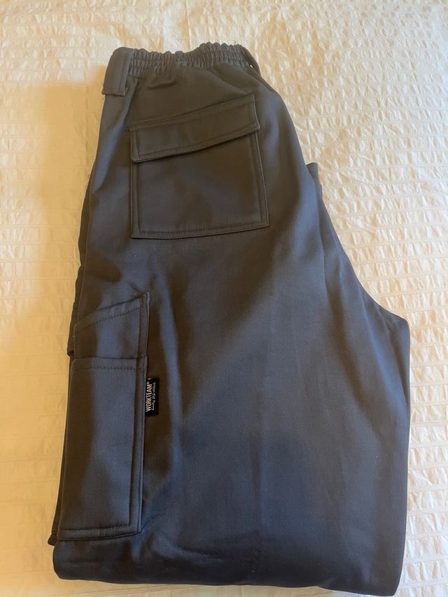 Pantalones Workteam grises. Talla 52