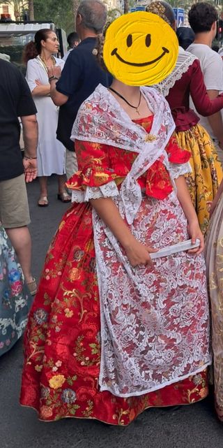 Traje alicantina niña 10-12 años