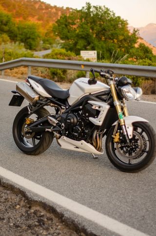 Triumph Street Triple 675