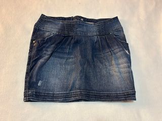 ROPA SEMINUEVA, TALLA S, un solo uso