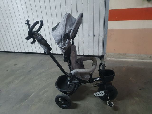Triciclo bebé gris 