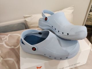 Zuecos Dian