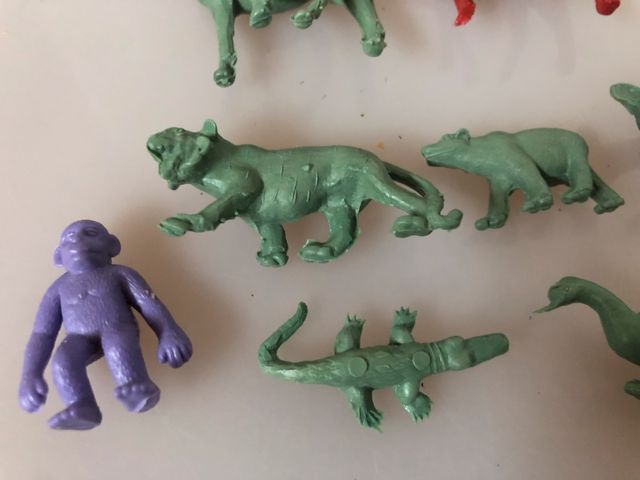 LOTTO 17 FIGURE, DUNKIN e altri.