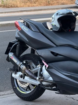 Yamaha XMax 125 - Scooter Negro