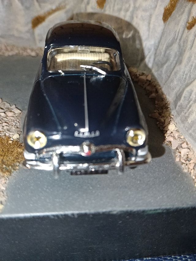 Miniatura Simca Aronde 1:43