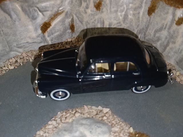 Miniatura Simca Aronde 1:43