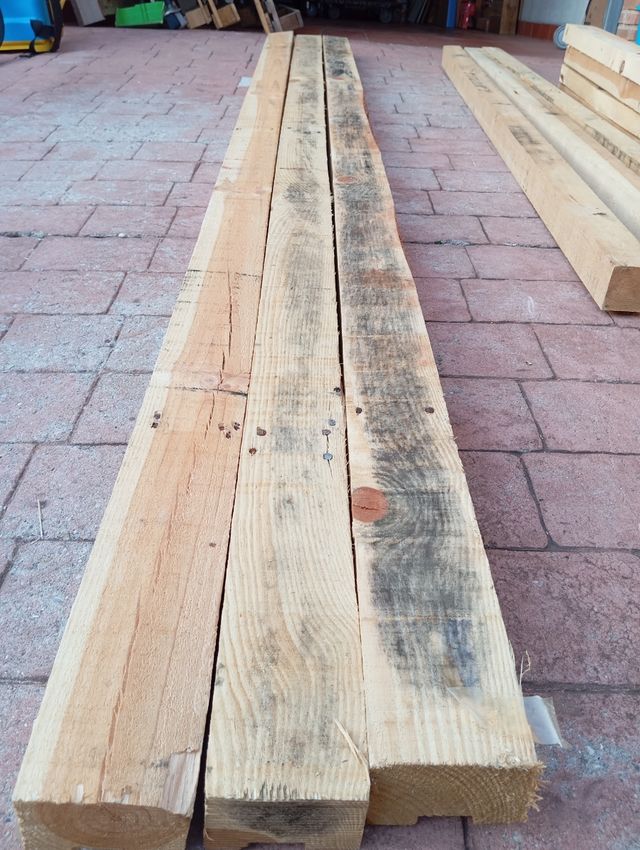 Vigas, listones de madera