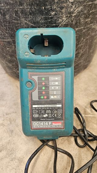 Cargador Makita DC1414F 7.2-14.4V