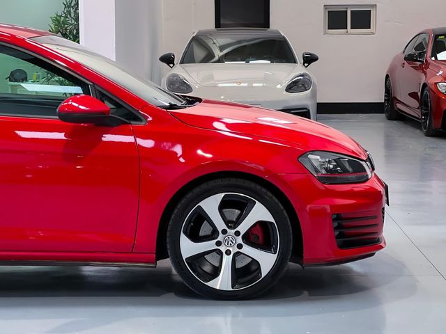 VOLKSWAGEN Golf 2.0 TSI 220cv GTI BMT