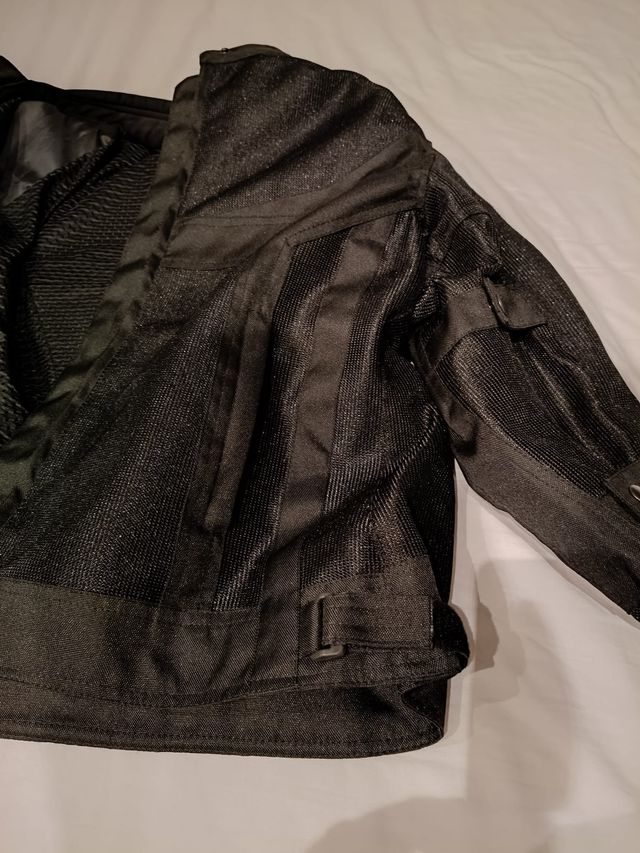 Chaqueta moto mujer verano