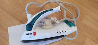 Plancha viaje Fagor - compacta