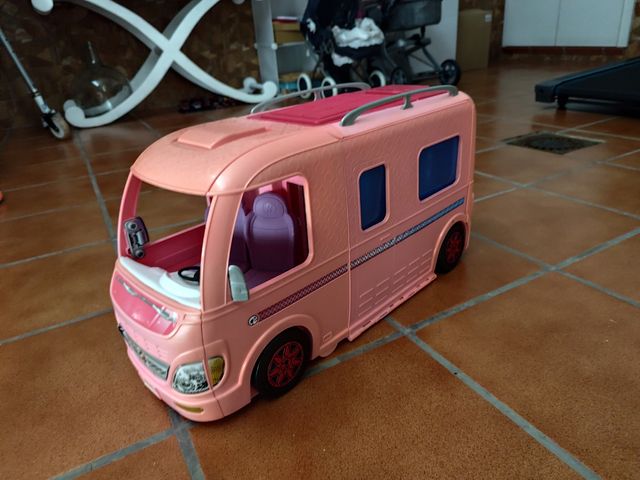Autocaravana Barbie