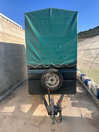 Remolque con lona 1500kg