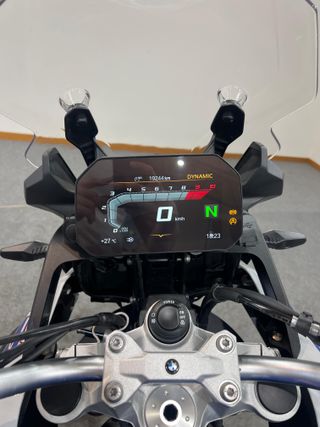 BMW F 750 GS - Moto de aventura