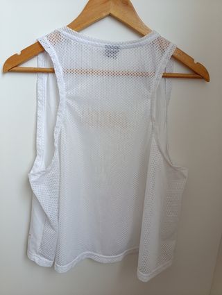 Top Puma blanco deportivo