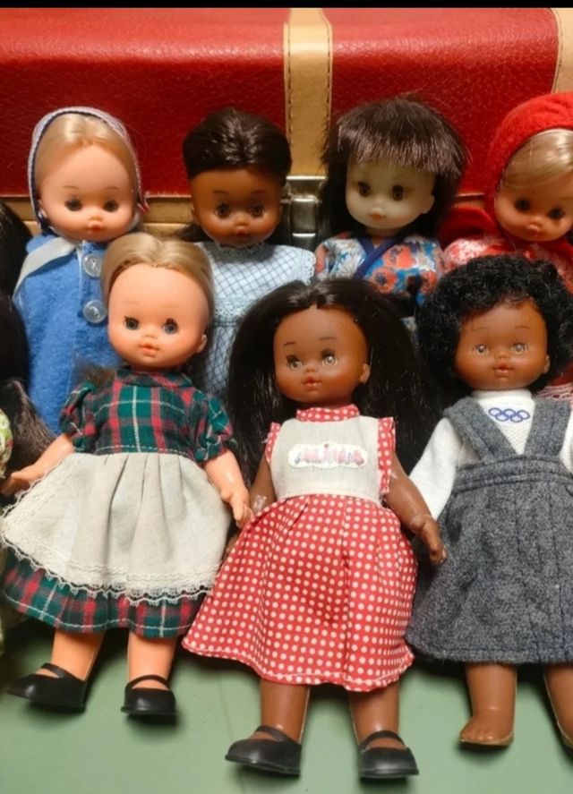 BAMBOLE ALINA UNO X 15 DUE X 25