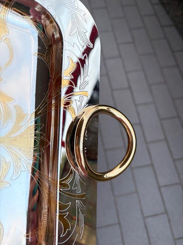 Vassoio metallo dorato - elegante