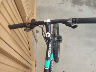 Bicicleta Btwin Rockrider 240