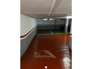 Garaje en venta en La Plana en Esplugues de Llobregat