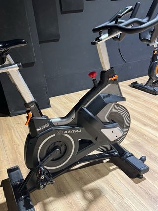 Gran Lote Bicicleta spinning MOVEMIA BH.