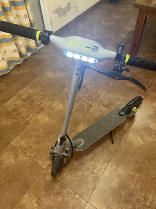 SmartGyro Ziro 2 - Patinete Eléctrico