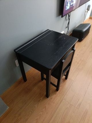 Escritorio infantil negro